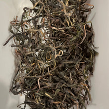 Load image into Gallery viewer, Roasted Meadow Green Tea
